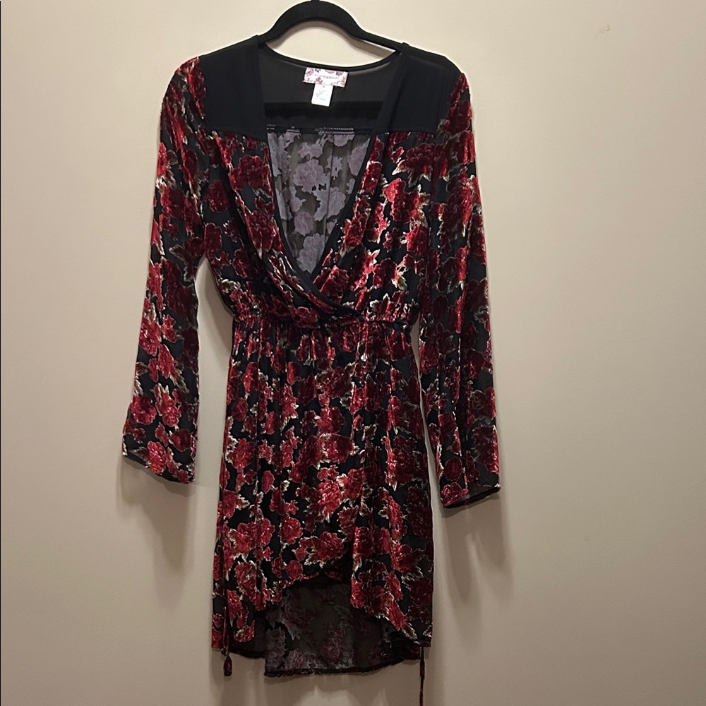 Women's Dress Medium